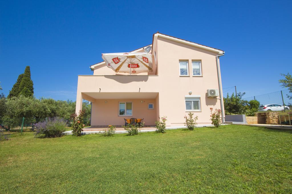 Pula Istria Apartments מראה חיצוני תמונה